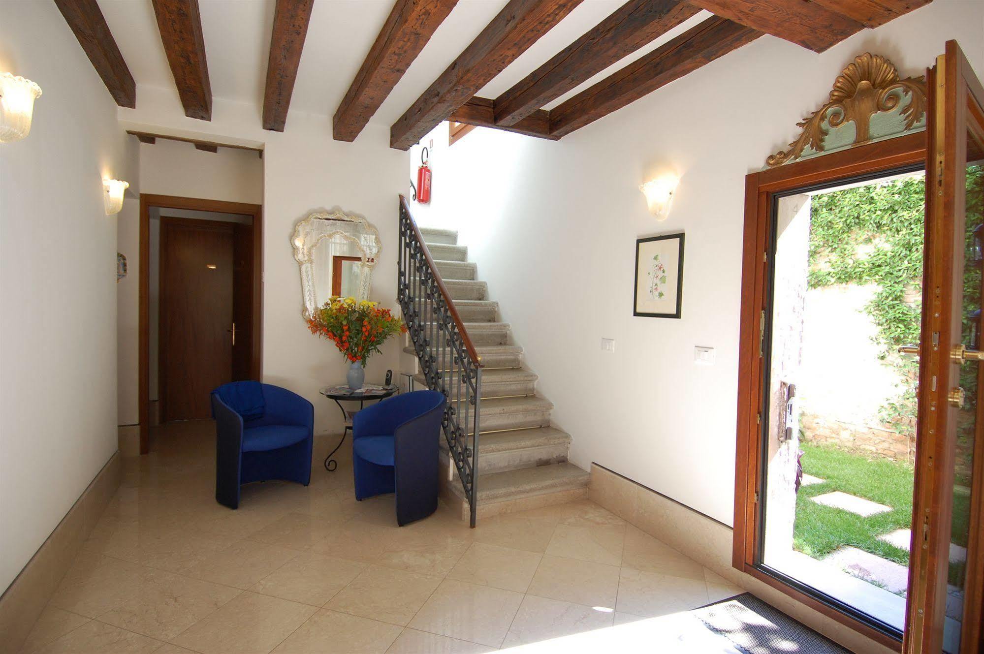 Santa Margherita Guest House Venice Ngoại thất bức ảnh